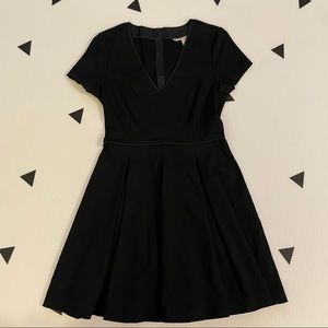 Banana Republic Fit & Flare Dress - 4P